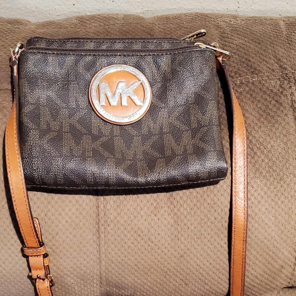 Michael Kors Crossbody